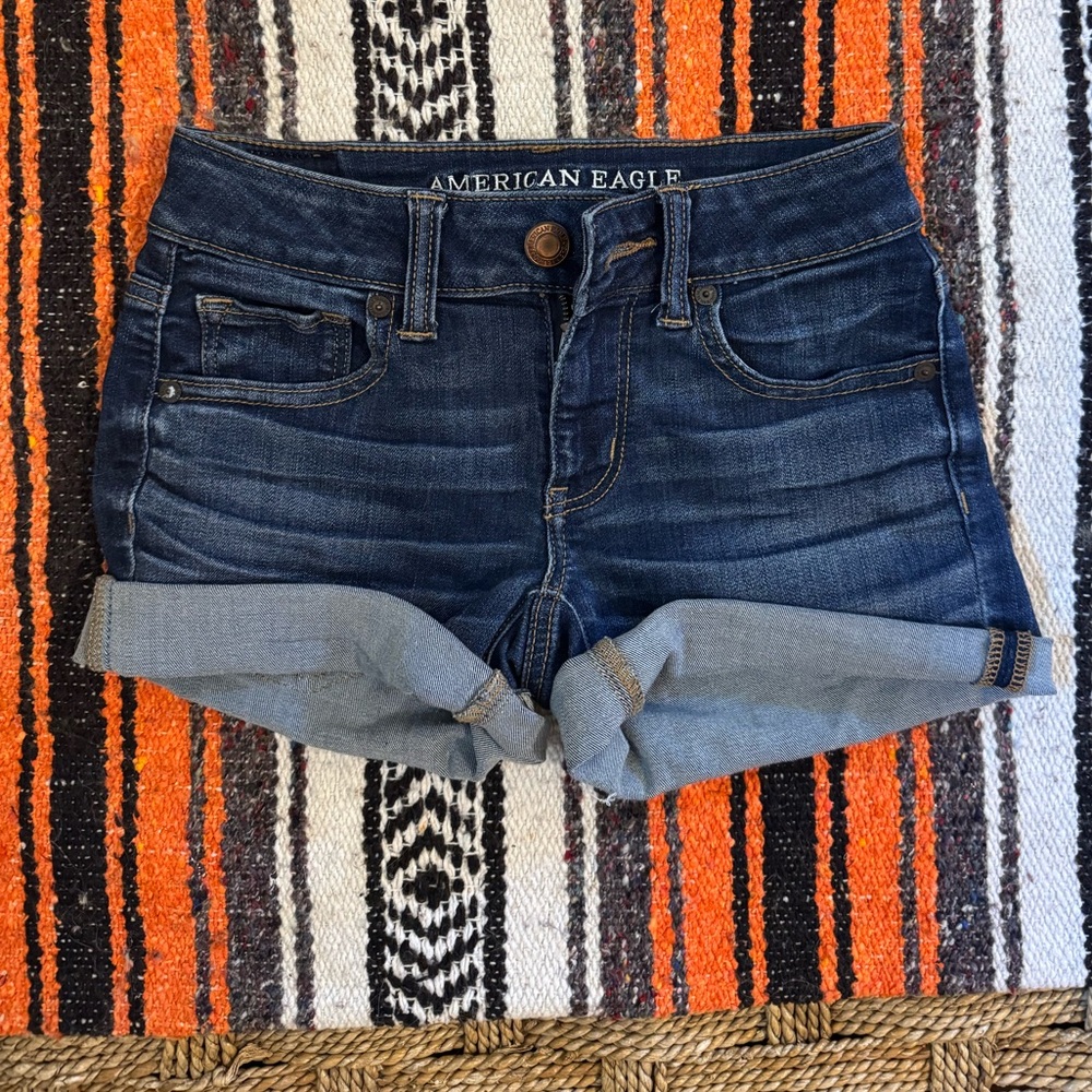 ✴️american eagle jean shorts